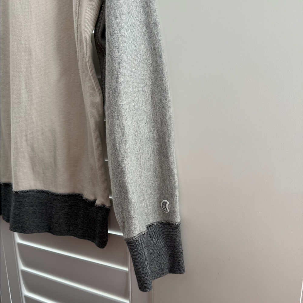 Todd Snyder Cream and Gray Two-Tone Sweatshirt - Picture 5 of 14